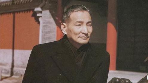 90年代，陈云给中央主席写信，要求停播一部电视剧，央视随即执行