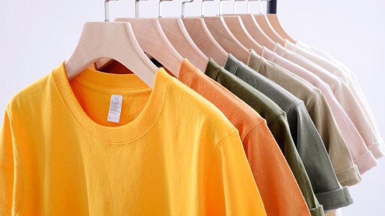 央视曝光市场“夺命毒衣服”，致癌物超标20多倍！可别再乱买了