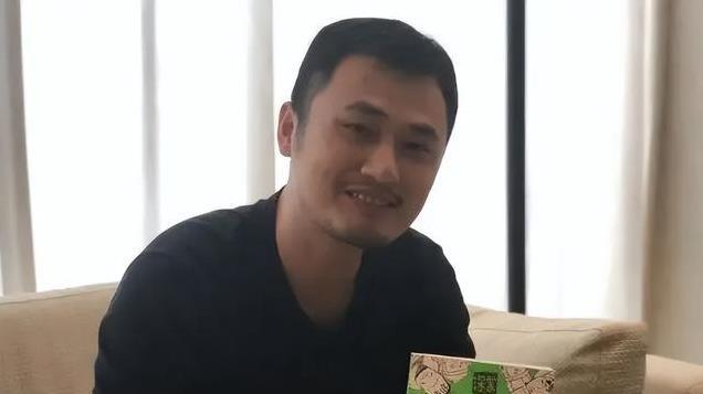 张泉灵，曾是央视一姐，嫁给大18岁李铁，投资“二混子”赚1.2亿