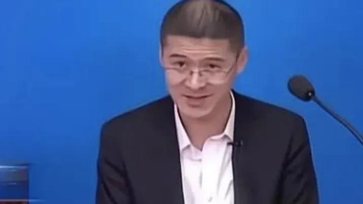 上海3岁男童遭生父女友虐待致死：来时泡在妈妈的羊水里，走时泡在妈妈的泪水里