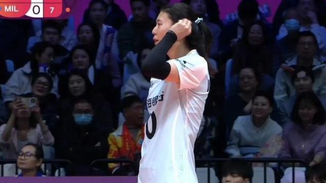 3：0天津女排胜米兰，一场酣畅淋漓的比赛，李盈莹22分全场最佳