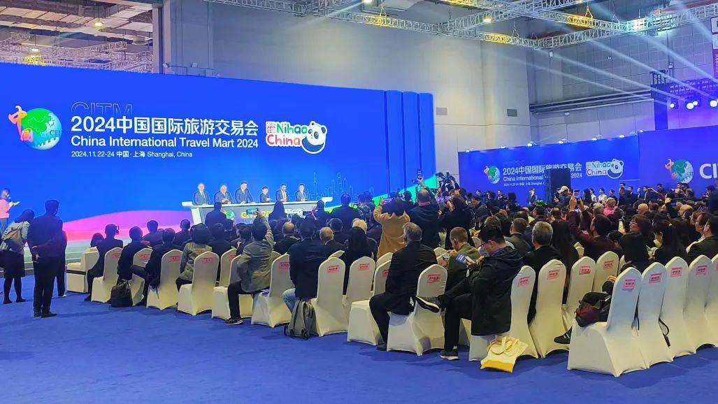 西北旅游联合宣传品走进国际旅交会