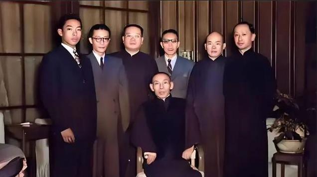 《杜月笙：上海滩沉浮路，情事、人脉与无奈交织》