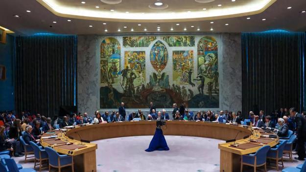 37国联手施压，耿爽现场脱稿怒怼，美国代表面面相觑，俄转守为攻