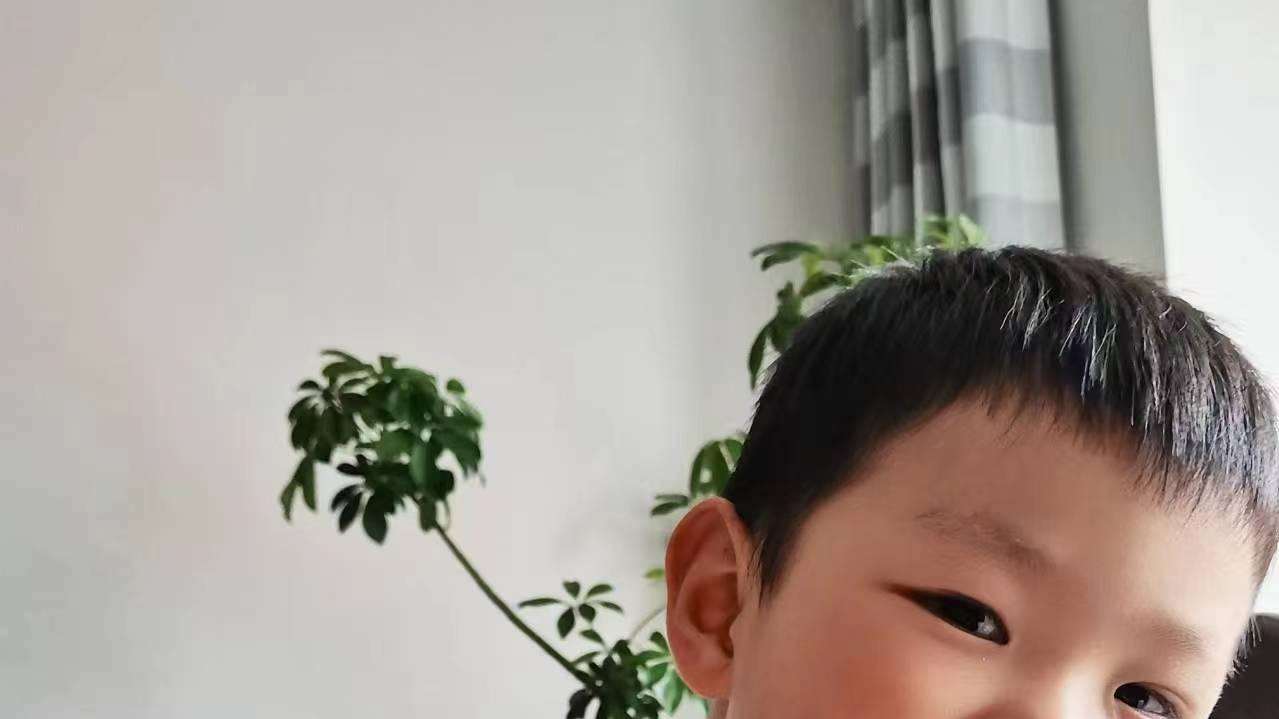 伤孩子最深的10种批评，看到第一条我就麻了