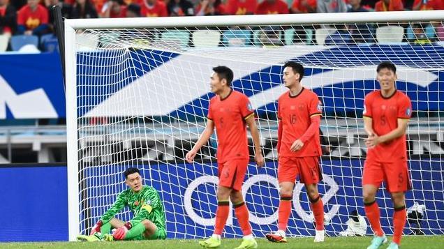 回顾国足这一年：亚洲杯0进球创新低 36强赛惊魂 18强赛2胜4负