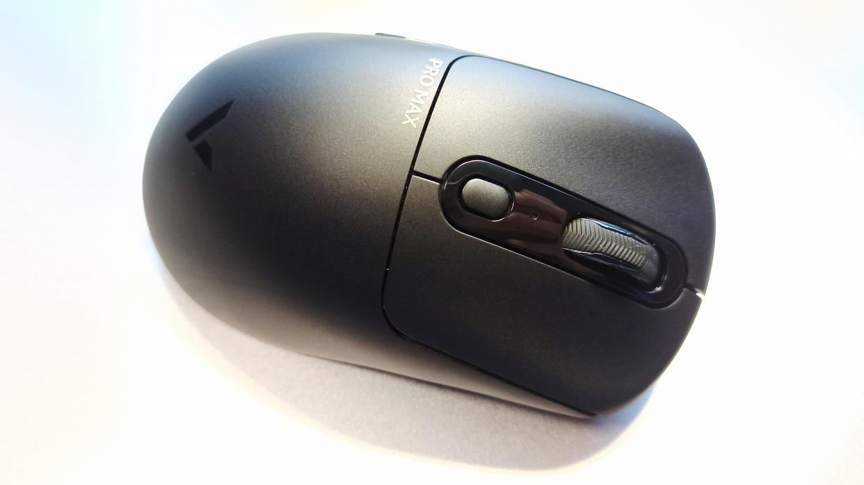 王牌右手——轻量化设计与高性能的融合