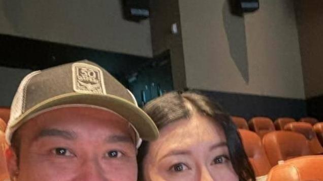 捱出头！吴浩康从地盘工升级当老板，离巢后甘愿放下身段大获好评