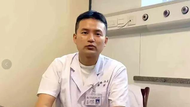 “说谎”14年的医生席玮，天使“诈捐”救人，恶魔刘翔峰无形夺命