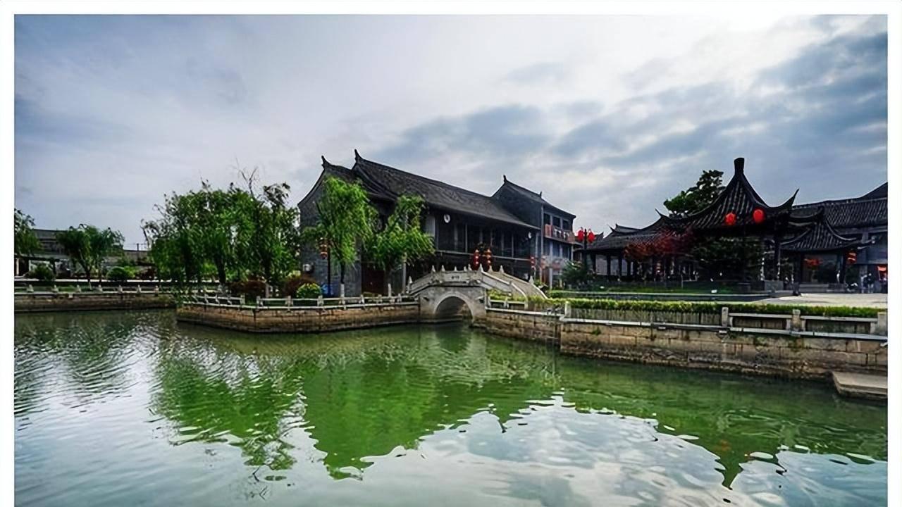 震撼！2500年古镇美到窒息，免费游让你心动不已！