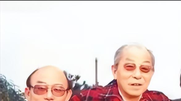 张学良将军之子张闾琳与世长辞，享年九十四岁，评论区炸了