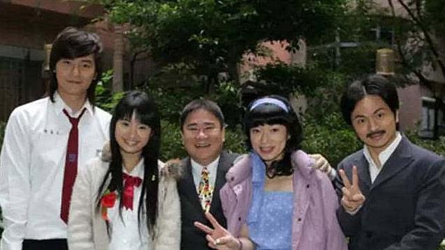 父亲离家、母亲早逝，暗恋过周华健，与兽医结婚，一首歌传唱25年