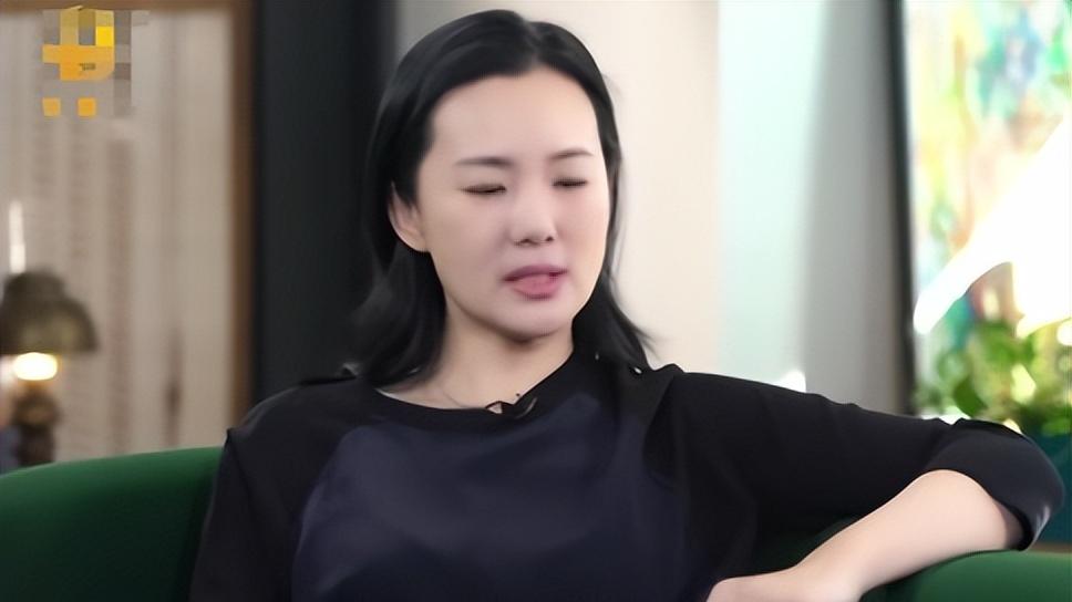 咏梅陪伴陈道明多年，嫁王菲初恋，甘当24年配角，49岁终成影后