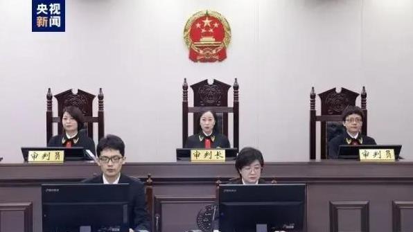 死刑犯之子：逃往国外、回国面对还是主动自首？