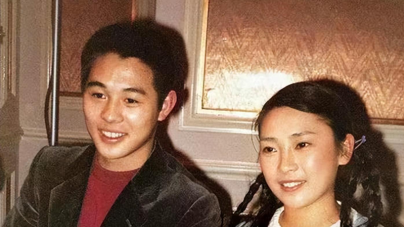 黄秋燕：前夫“抛妻弃女”，与利智结婚后面容沧桑，连面相都变了