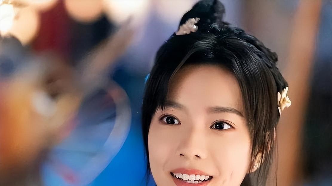 周冬雨演古装剧太普？古装美学之争，20年前的丫鬟比女主还要惊艳