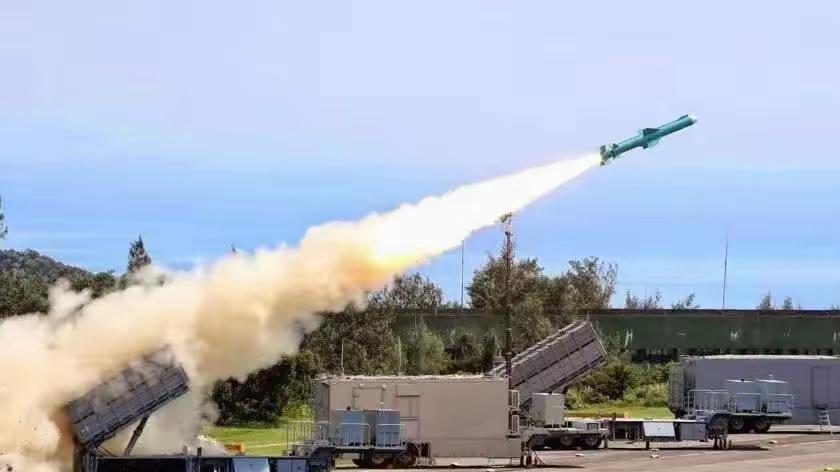 国防部回应美对台军售：美国别再玩火！