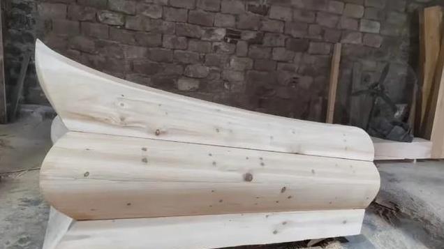 人死为啥要躺进棺材？棺材要钉铁钉，是担心尸体跑了不成？