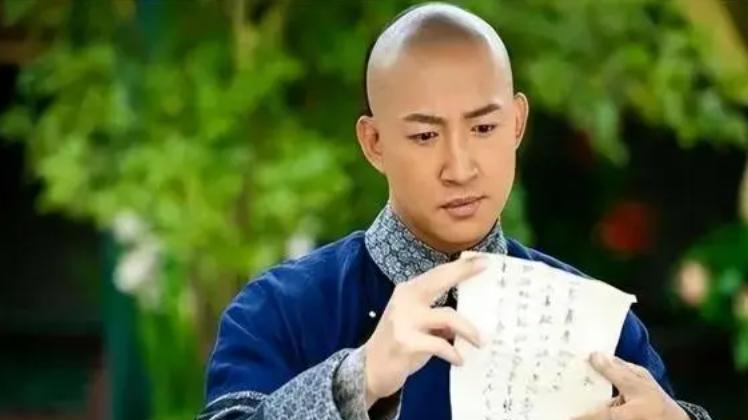与蒋欣相恋多年无果，转身娶小4岁娇妻，如红透了半边天