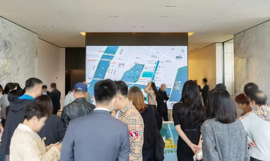 武汉的消费实力！2小时！武汉一楼盘212套新房被抢光！