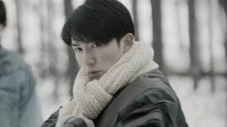 选秀出道，半路出家当演员的许之糯，凭《我是刑警》一个反派火了