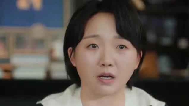 一屋子专业演员，硬是演不过一个跨界的小网红，烂不是没有原因的