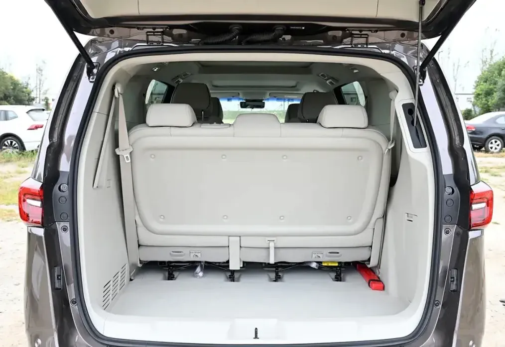 19.79万买中大型MPV！轴距超3米，2.0T、9AT，宜商又宜家