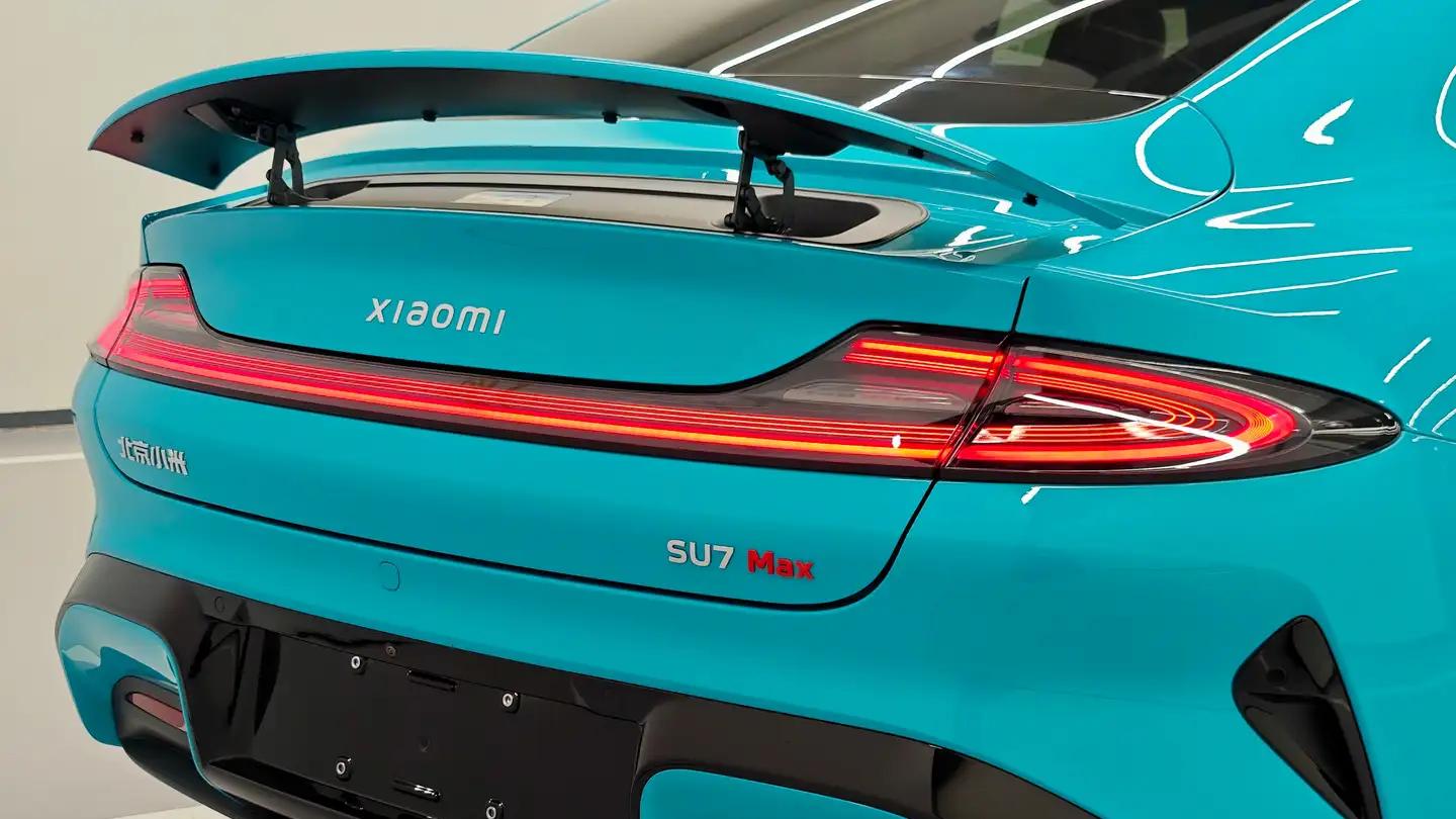北京小米尾标的SU7，以后就看不到了