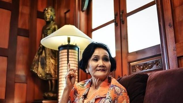 常媛：出身泰国豪门，是周总理的泰国女儿，儿子起名为常念周