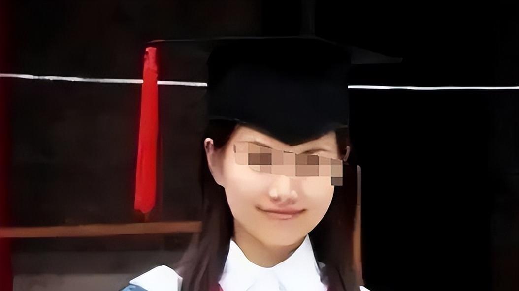 博士天花板！女博士3年毕业被多所高校预定，答辩现场变抢人现场