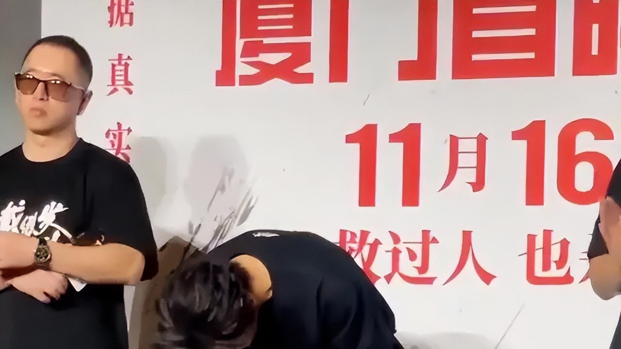 9月微博官宣11月就删除，黄晓明和新欢叶柯分没分手？