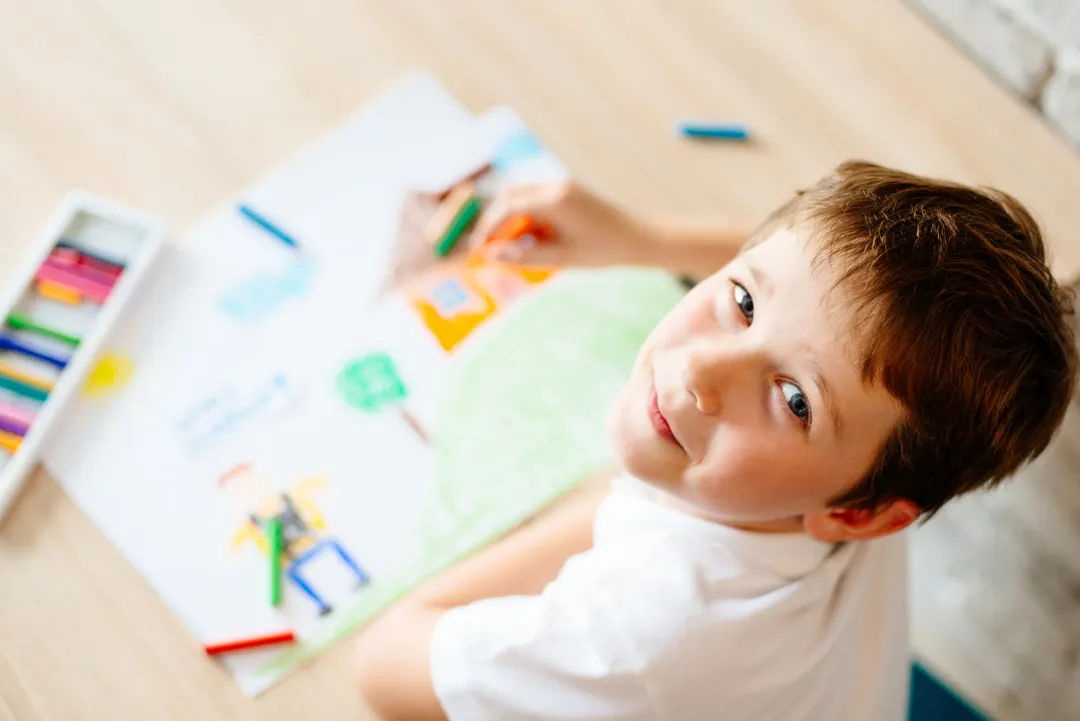 聪明宝宝具备10个特征，耳朵灵敏眼睛明亮，赶紧来看看你家宝宝中了几个