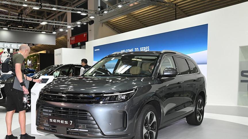 赛力斯汽车-赛力斯7：新能源领域的豪华探索者