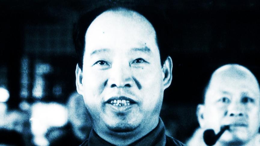 造反派去部队驻地抢人，周总理立即命令傅崇碧：尽全力抢回彭真