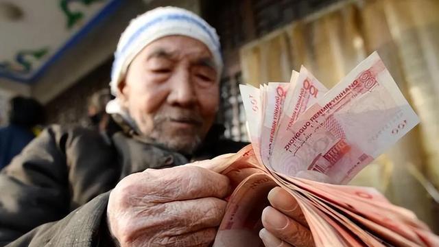 一个不好的消息，广州深圳出现了五大怪像，正在蔓延其他城市