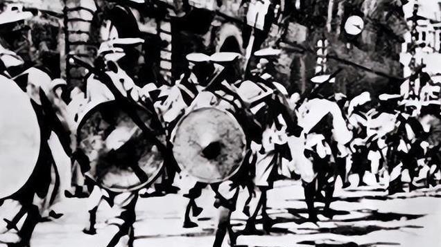 晋绥军“十三太保”结局如何：老大被阎锡山枪决，傅作义自立门户