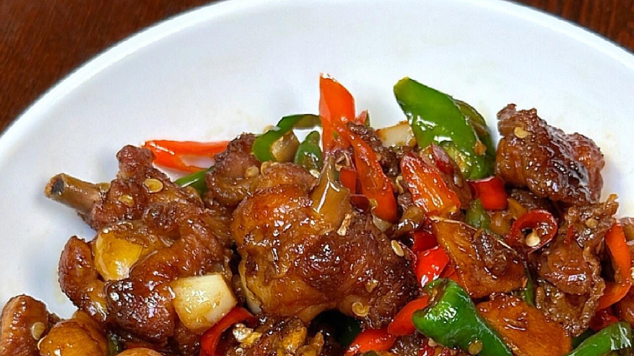 “红烧鸡块”