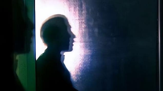 1977年，男子睡梦中飞行三次，醒来发现身处上海，28年后真相大白