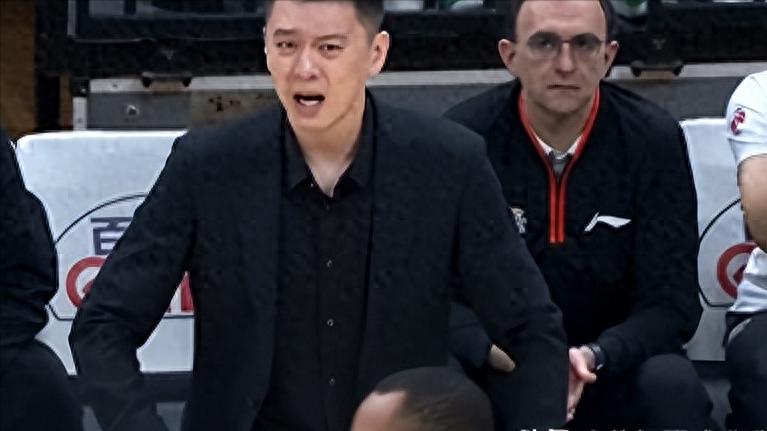 新疆输球活该：总决赛0：2落后，辽宁4：0横扫只差两场球