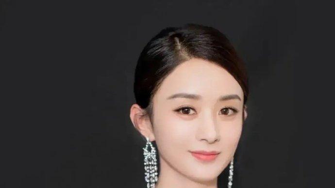 赵丽颖31岁嫁富二代，结婚4年，育有一子，没办婚礼已离婚。