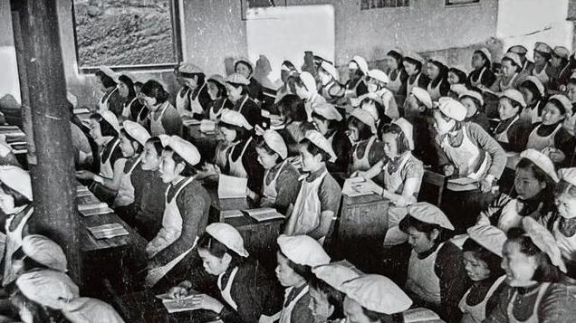 1960年唯一晋升的女大校肖月华：给她授衔，就为让她享受正师待遇