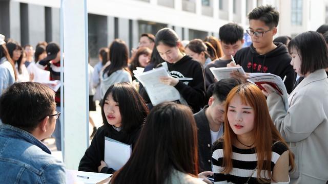 大学扩招，对底层老百姓是一个毁灭性的打击？真是这样吗？