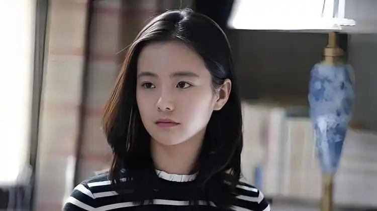 万人痛批李庚希封后！成龙大哥，这或许就是我们远离电影院的原因