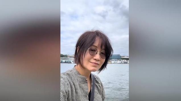 遭杨坤背叛，错爱恩师，为其怀孕堕胎事业尽毁，摇滚一姐太可惜