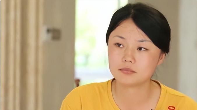 老人进别墅捡纸箱掉地下室，家属向房主索赔76万：没安全警示标语