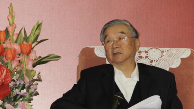 胡启立：17岁考入北大就读，58岁官至正国级，如今95岁仍健在