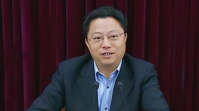 包养校花！南京市委书记杨卫泽，被抓时跳楼：只有我死，她才安全