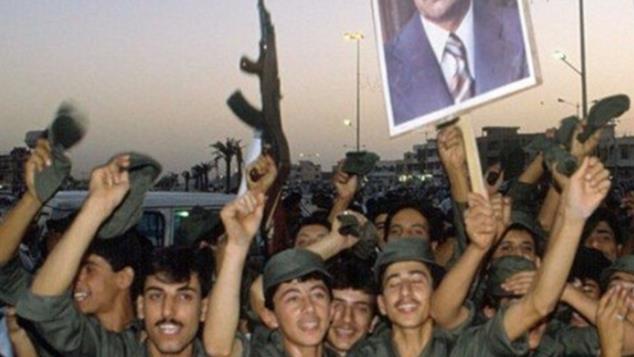 萨达姆为何将战机宁愿埋进沙漠，却不对付美国？