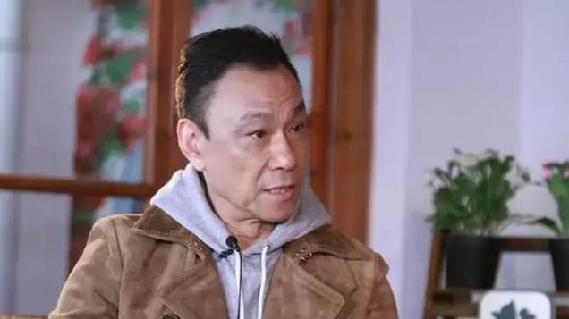 12年后，才明白王学圻为什么对簿公堂，也要和结婚40年的妻子离婚