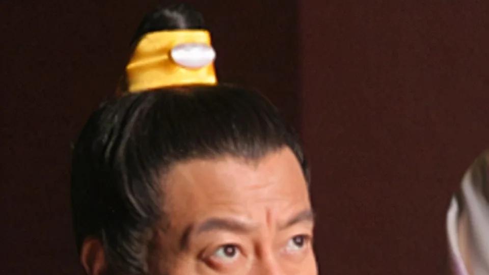 隆庆和徐阶和好如初，但敏锐的高拱却说：徐阶的首辅位置保不住了